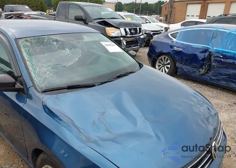 2015 Volkswagen Jetta 1.8T Se z USA, uszkodzony, nr VIN 3VWD17AJ6FM234001